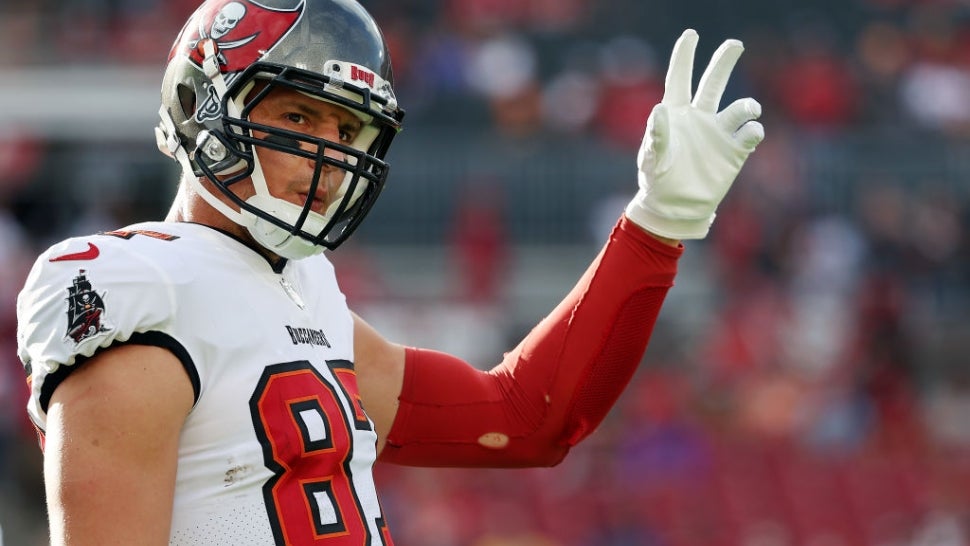 Tampa Bay Buccaneers' Rob Gronkowski Retires From NFL for the Second Time.jpg