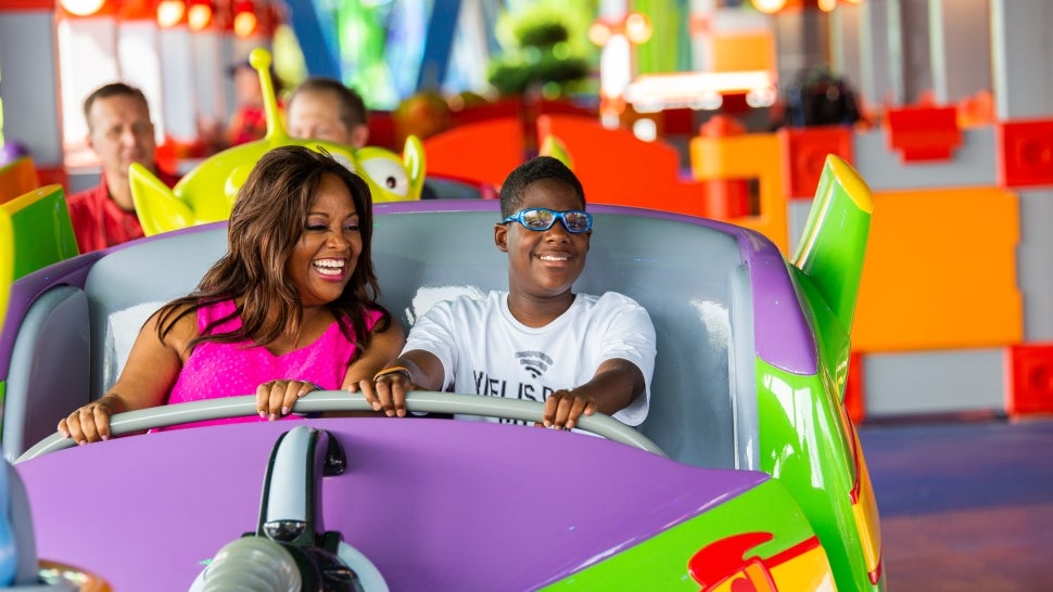 Sherri Shepherd Opens Up About Special Needs Son Jeffrey: 'I Want to Protect Him From Everything'.jpg