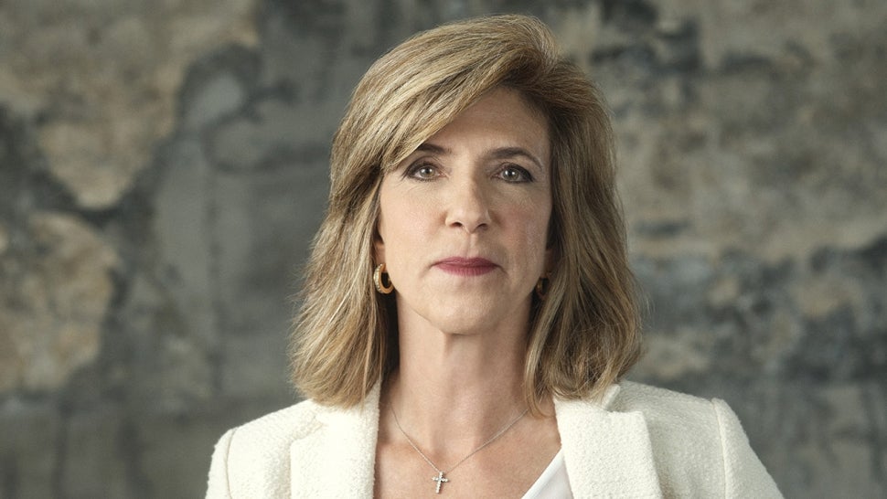 'Cold Justice': Watch a Sneak Peek of the 100th Episode About a 2007 College Murder (Exclusive).jpg