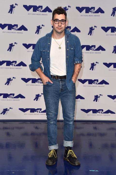 Jack Antonoff at 2017 VMAs