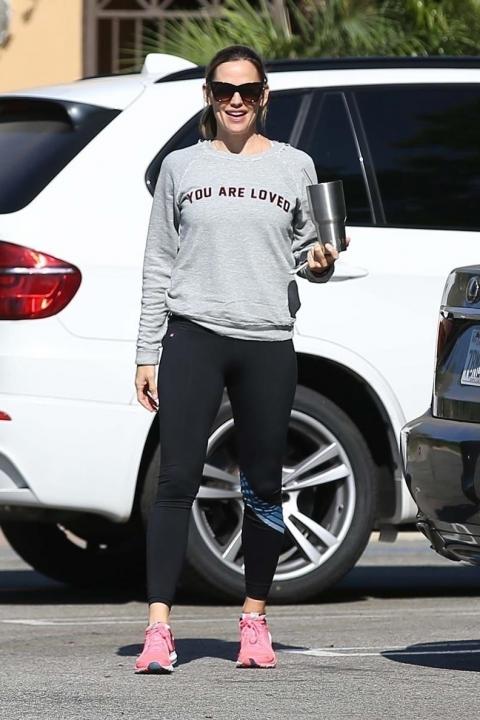 Jennifer Garner in You Are Loved sweatshirt