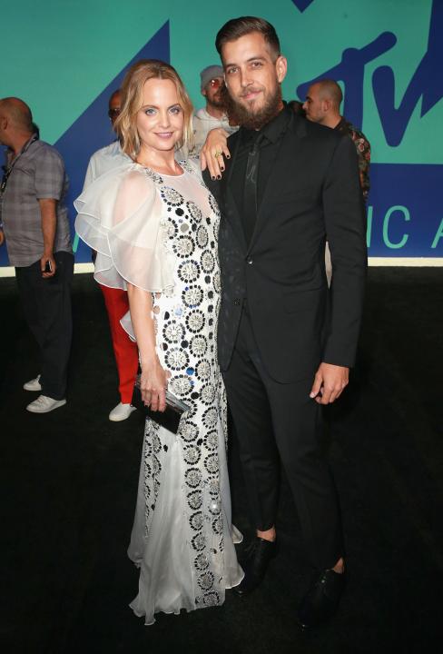 Mena Suvari and Michael Hope attend the 2017 MTV Video Music Awards