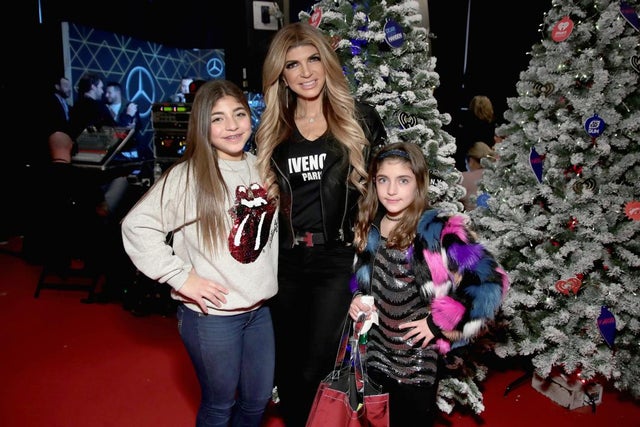 Teresa Giudice and daughters at 2017 Jingle Ball
