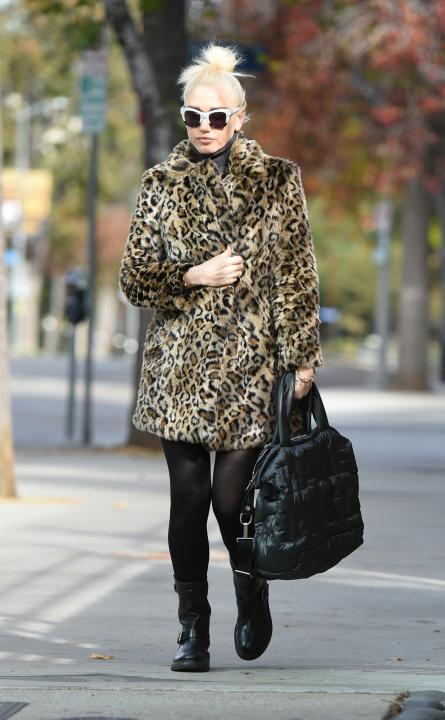 Gwen Stefani in leopard print coat