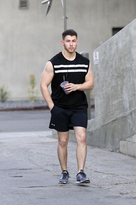 Nick Jonas goes to the gym