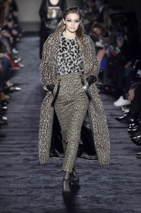 Gigi Hadid at Max Mara - Milan Fashion Week
