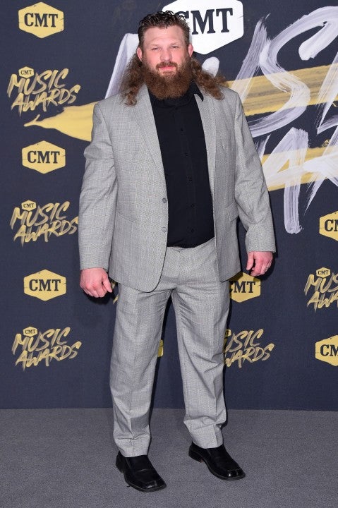 Roy Nelson at 2018 cmt awards