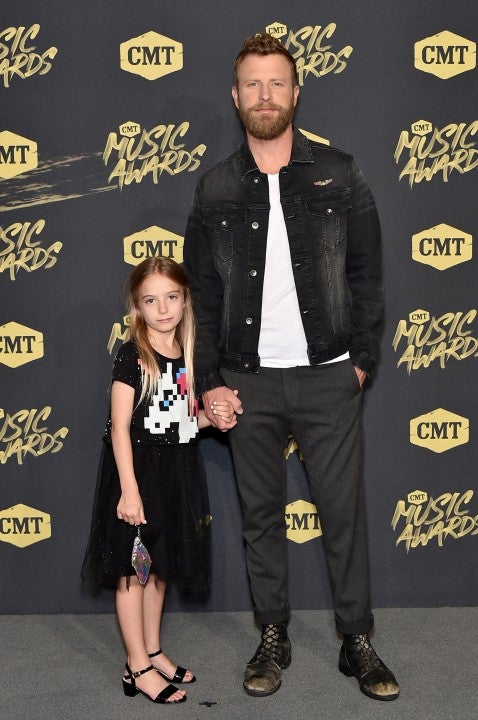 Dierks Bentley and daughter Jordan at 2018 cmt music awards