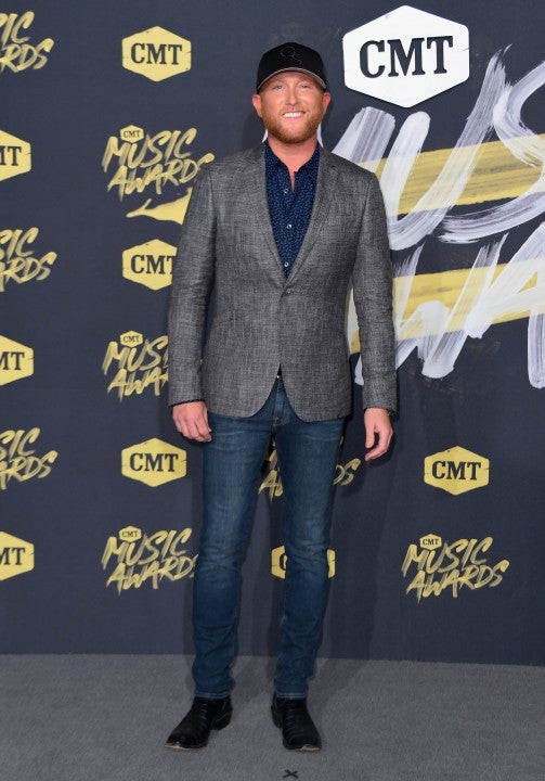 Cole Swindell at 2018 cmt music awards