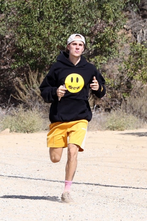 Justin Bieber jogs