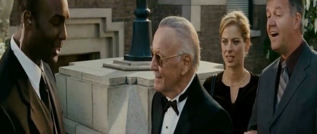 Stan Lee in Fantastic Four: Rise of the Silver Surfer
