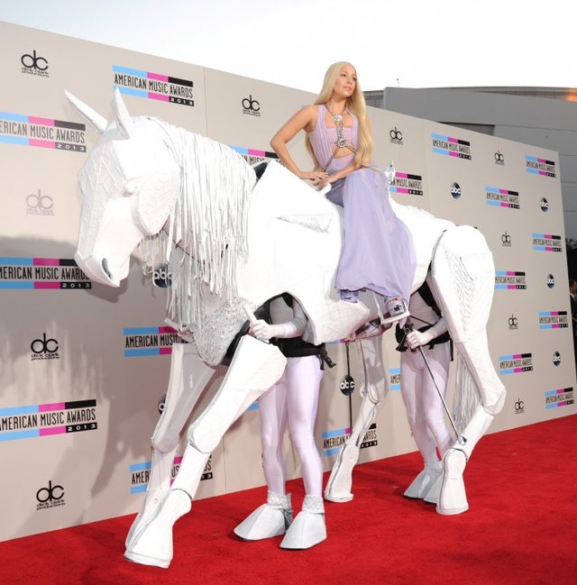 10 Most Shocking Red Carpet Looks Of 2022 Worth Remem vrogue.co