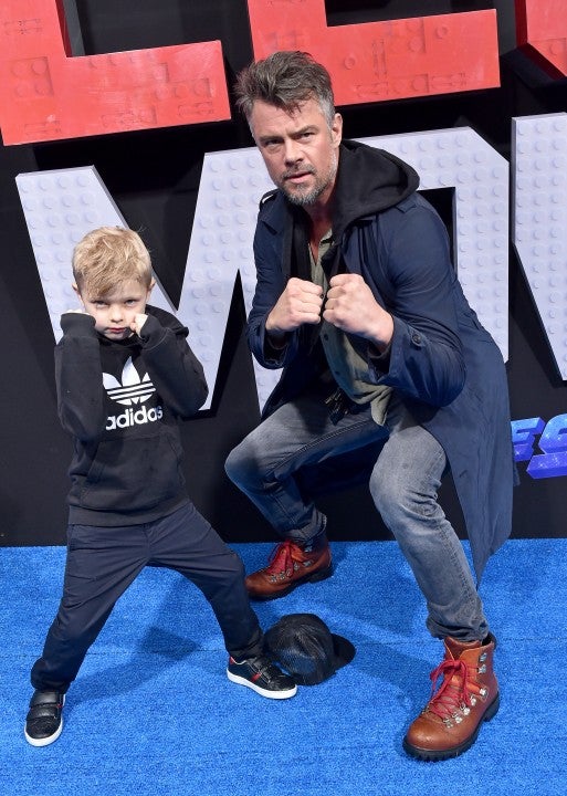 Josh Duhamel and son at lego movie 2 premiere