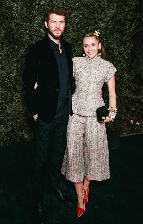 Liam Hemsworth and Miley Cyurs at vanity fair party