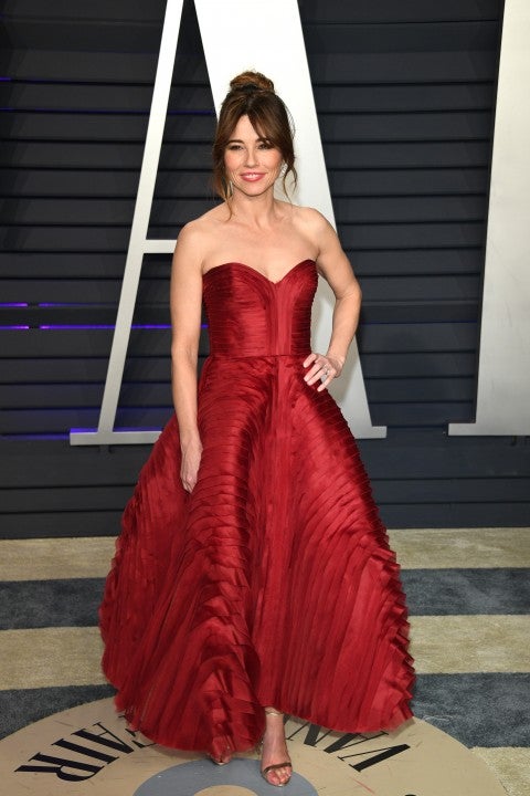 Linda Cardellini at 2019 Vanity Fair Oscar Party