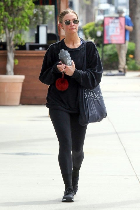Ashlee Simpson Ross leaves gym on may 2
