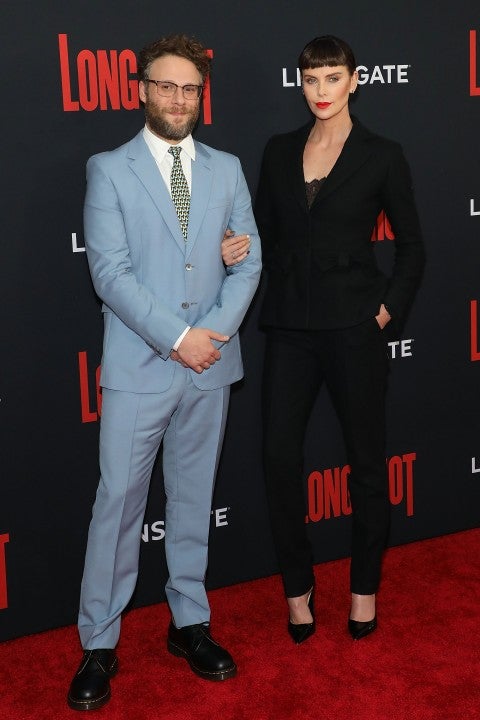  Seth Rogen and Charlize Theron at long shot premiere