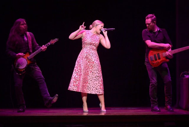  Lauren Alaina performs onstage during the 2019 Symphony Fashion Show
