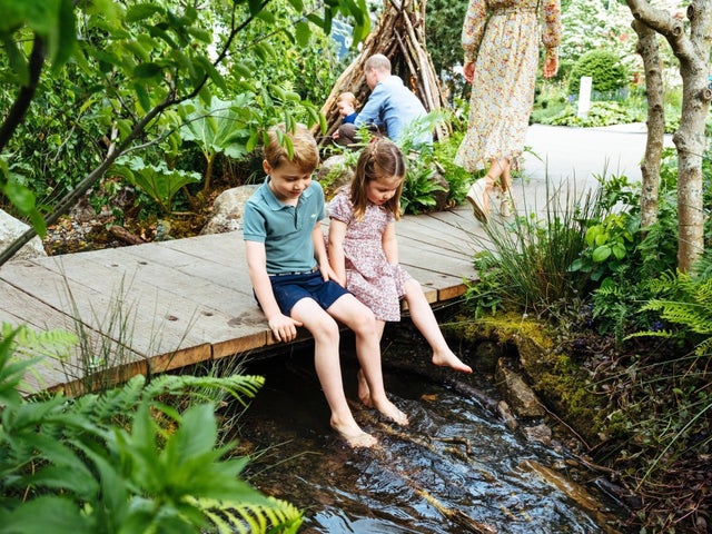 Prince George and Princess Charlotte in garden in may 2019