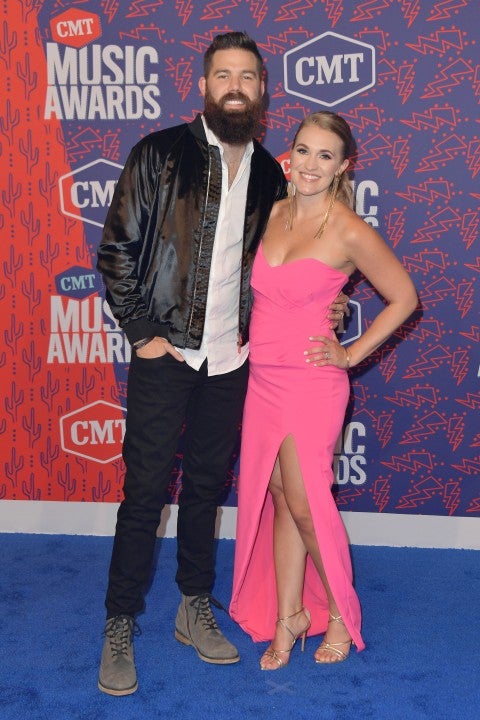Jordan Davis and Kristen O'Connor at the 2019 CMT Music Awards 