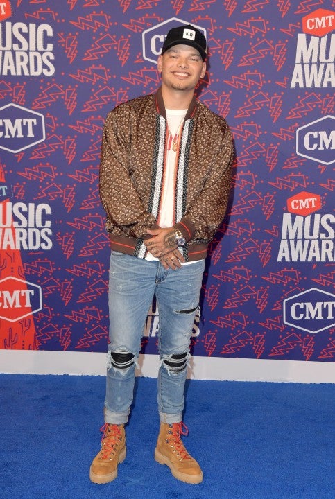 Kane Brown attends the 2019 CMT Music Awards 