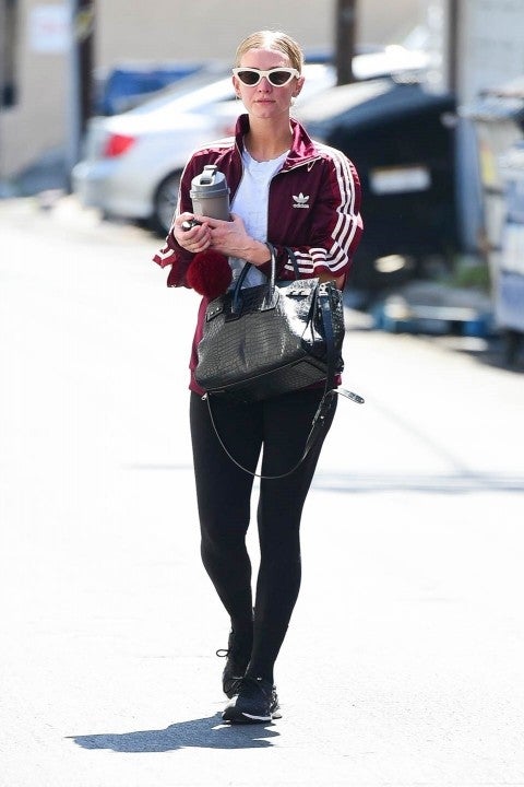 Ashlee Simpson – Seen while running errands in Studio City