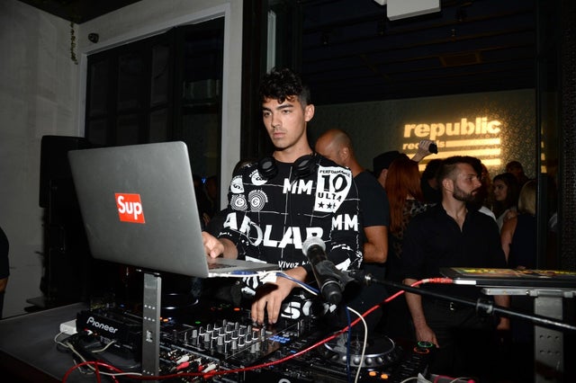 Joe Jonas Djs at Republic Records Hosts 2015 VMA After Party 