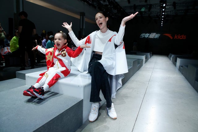 coco rocha at nyfw with daughter