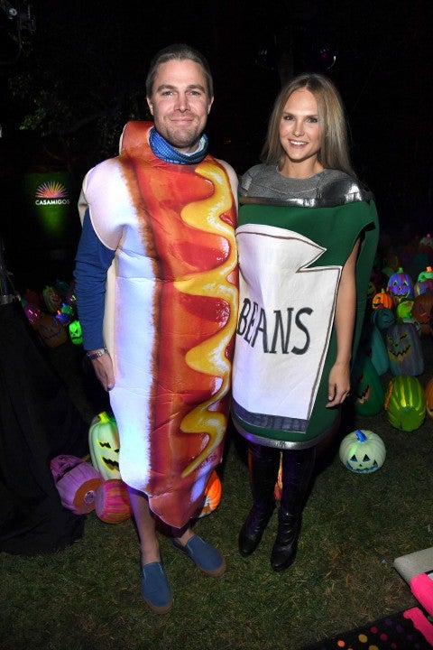 stephen amell and wife halloween 2019