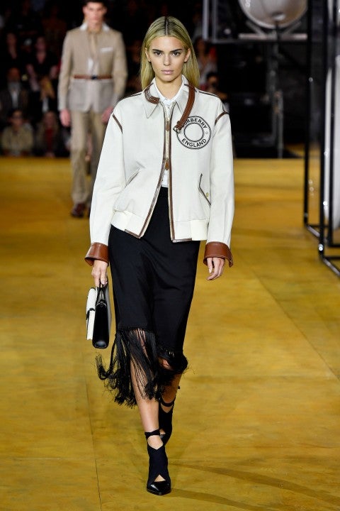 kendall jenner on Burberry runway