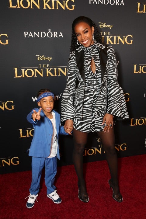 Kelly Rowland and son at lion king premiere