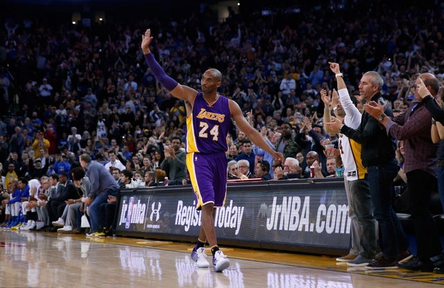 kobe bryant playing in oakland in january 2016