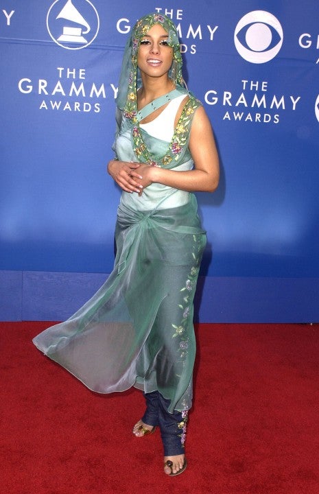Alicia Keys at 2002 grammys