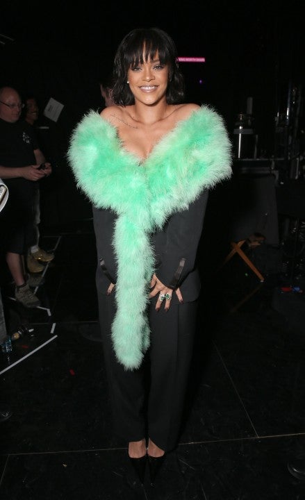 Rihanna at the 2016 Billboard Music Awards 
