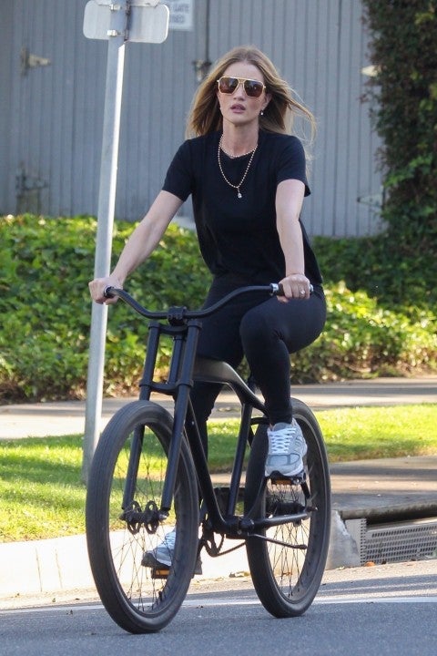 Rosie Huntington-Whiteley bike ride