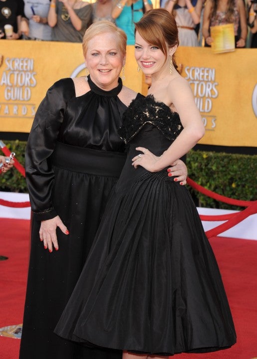 Emma Stone and her mom at the 18th Annual Screen Actors Guild Awards in January 2012.