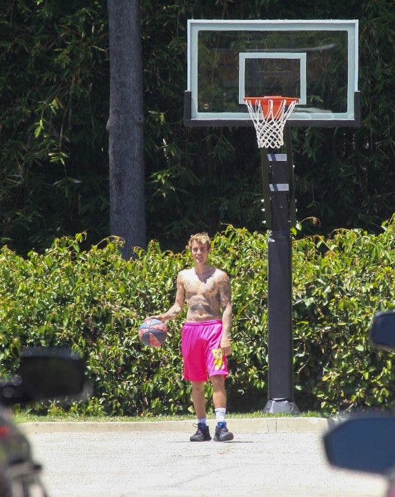 Justin Bieber plays basketball in LA