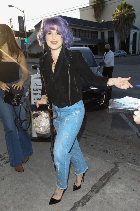 kelly osbourne and sister aimee at craig's in june 2020