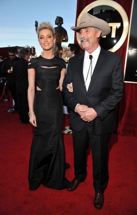 amber heard and her dad at 2012 SAGs