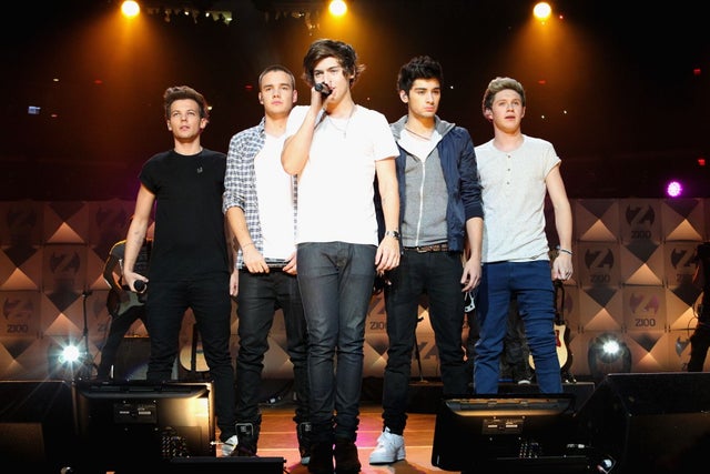 one direction perform at Z100's Jingle Ball 2012