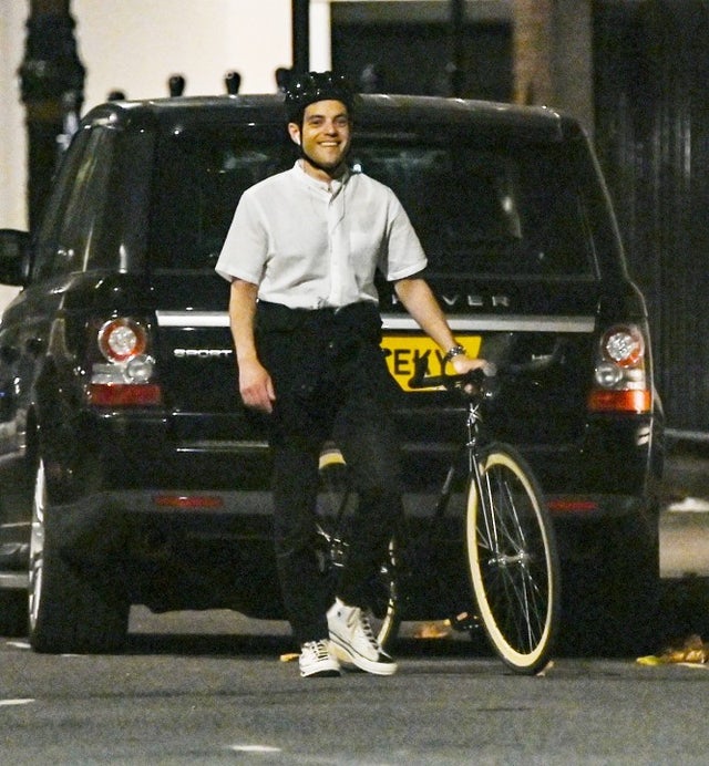 Rami Malek midnight bike ride in london