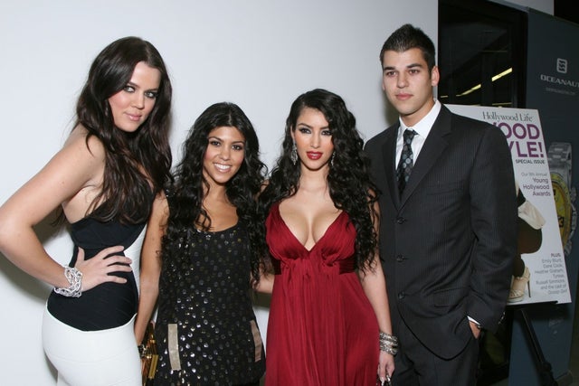 Khloe, Kourtney, Kim and Rob Kardashian at Keeping up with the Kardashians premiere in 2007