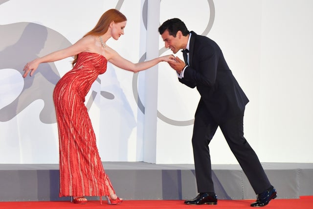 Jessica Chastain and Oscar Isaac 