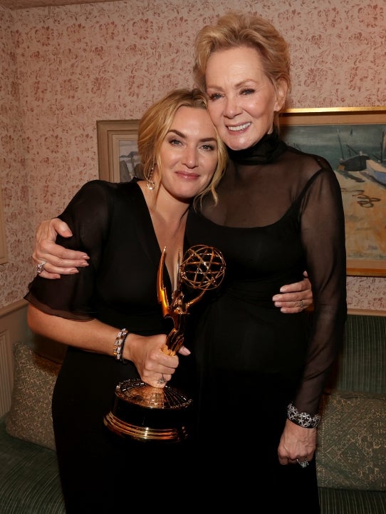 Kate Winslet and Jean Smart after 2021 emmys