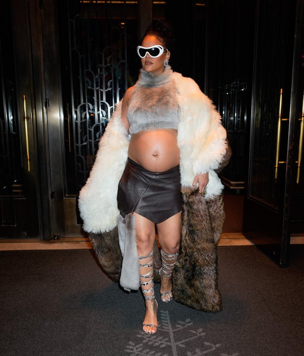 Rihanna's sexy pregnancy style is inspiring hot mamas to be