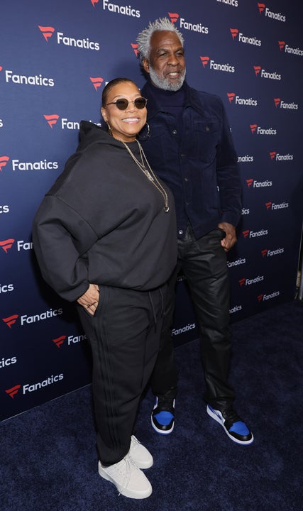 Queen Latifah and Charles Oakley 