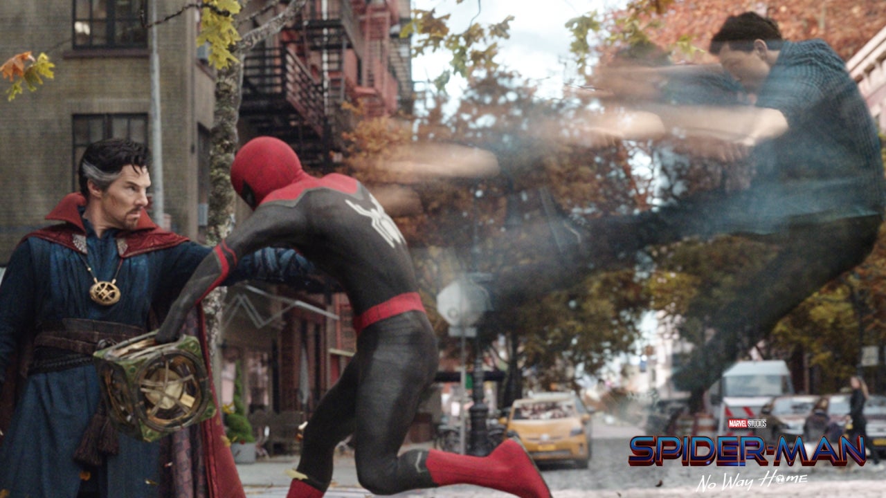 Spider Man No Way Home Trailer Pits Tom Holland Against Bad Guys From The Other Spider Man Movies Entertainment Tonight