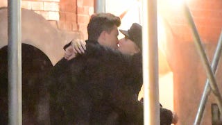 Scarlett Johansson and Colin Jost Pack on the PDA
