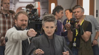 Carrie Fisher Slapped Oscar Isaac 24 Times on Set of 'Star Wars: The Last Jedi'