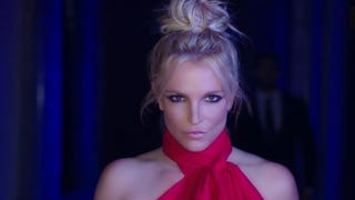 Britney Spears Shows Off Toned Legs in Daring Dress at Hollywood Beauty Awards